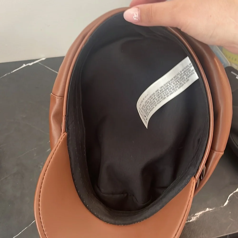 Parisian Hat - Picture 5 of 6